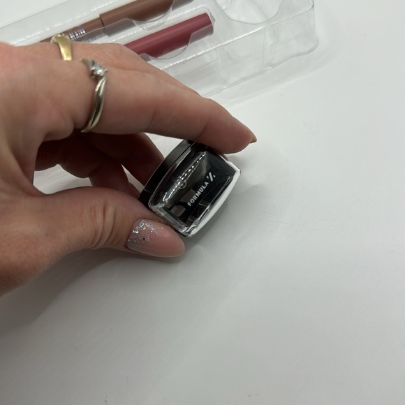 FORMULA Z, Happy Stick Duo Lip Liner Squad + Sharpener. - Picture 4 of 7